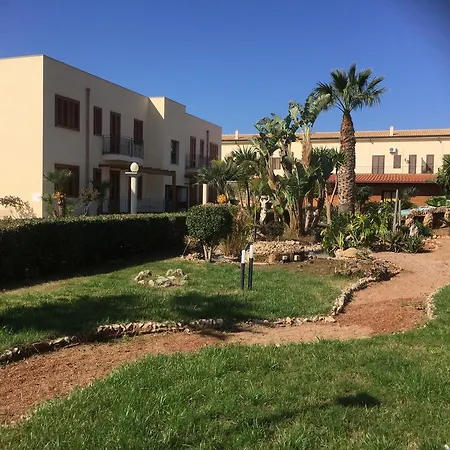 Le Palme Tropicali * San Vito Lo Capo